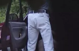XXX Nach dem Rennen porno videos mit reifen frauen ist ein braunhaariges Mädchen schön, sie ist im Whirlpool