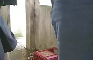 XXX Reiten eine Zukunft sex videos mit reifen frauen voller Leidenschaft über einen muskulösen Mann