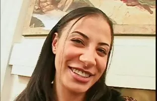 XXX Eine starke Frau mit rosa porn reife Haaren