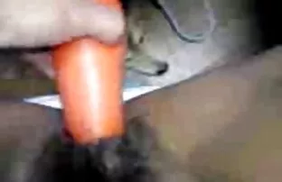 XXX Lächelnde junge Blondine in winzigen pussy reife sex videos