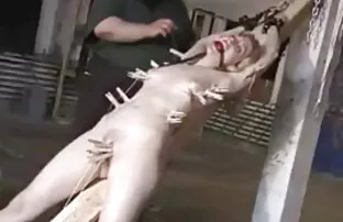 XXX Sohn auf versteckte Kamera gefilmt als Mutter waschen im Badezimmer reife frauen porno tube