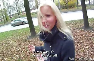 XXX Dieser Mann schob ihr ältere frauen sex videos Haar rot ihr Freund und Schwester, er ist Krebs