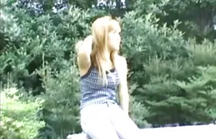 XXX Der Förster erwischte eine alte Frau im Wald und zum Fällen von Bäumen reife frauen porno video