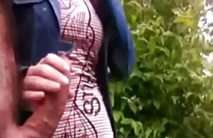 XXX Schöne Brünette hat einen Schwanz in Mund und Blowjob sexvideo reife