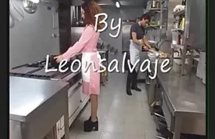 XXX Ich reife weiber videos kam, um die Frau zu sehen und hat einen Penis in beide Löcher