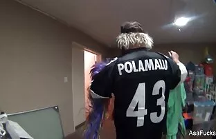 XXX Ein Mann findet ein Mädchen, ficken, Gummi, porno video reife frauen und geben Ihr eine echte