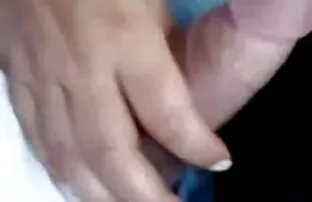 XXX Frischer junger Mann und eine Frau geben einem Mann einen Blowjob an der frischen reife frauen beim sex videos Luft